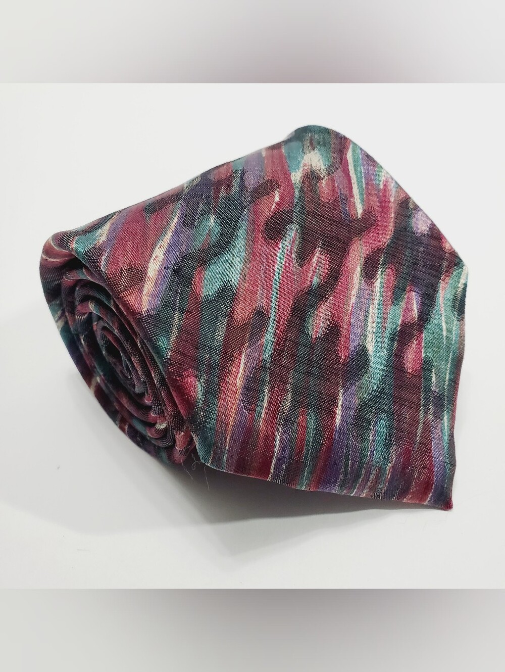Allyn St. George Men's Neck Tie Multicolor Stripe Pattern 55x3.75"